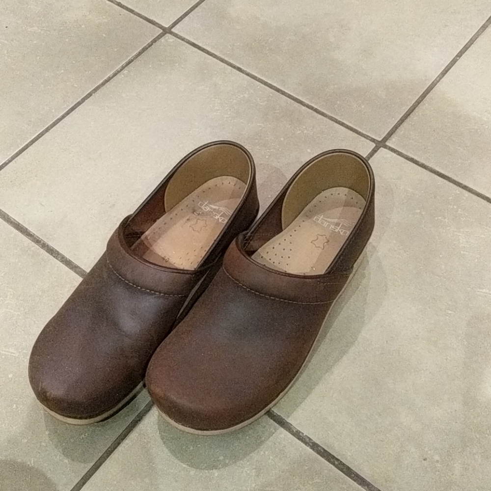 Dansko Leather Clogs Size 9